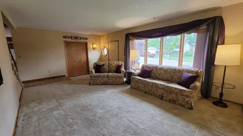 2329 Jackson Ave, Bismarck, ND 58501 photo 10