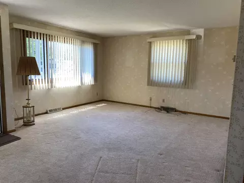 332 E Capitol Ave, Bismarck, ND 58501 photo 4