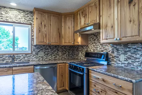 936 Turnpike Ave, Bismarck, ND 58501 photo 9