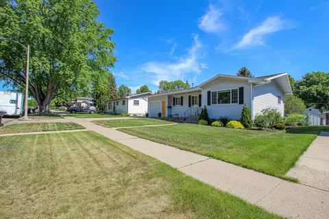 523 Gary Ave, Bismarck, ND 58501 photo 71