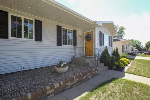 523 Gary Ave, Bismarck, ND 58501 photo 69
