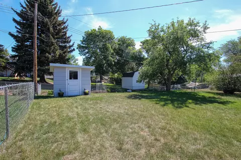 523 Gary Ave, Bismarck, ND 58501 photo 59