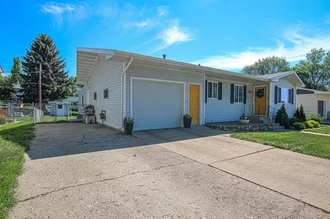523 Gary Ave, Bismarck, ND 58501 photo 67