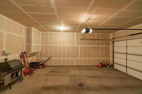 1749 Calgary Loop, Bismarck, ND 58503 photo 42