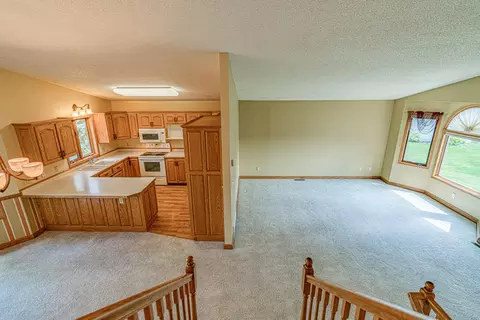 4714 Pintail Loop SE, Mandan, ND 58554 photo 13