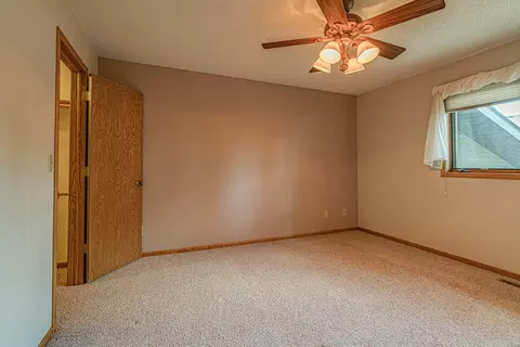 4714 Pintail Loop SE, Mandan, ND 58554 photo 25