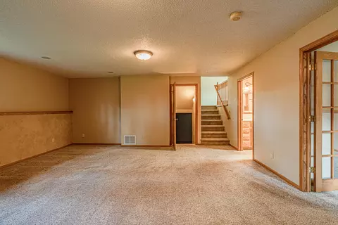 4714 Pintail Loop SE, Mandan, ND 58554 photo 38