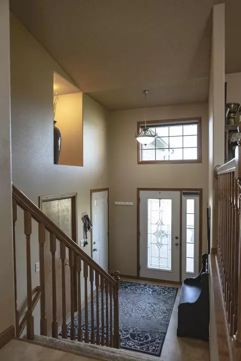 2424 Pointe Loop, Bismarck, ND 58503 photo 10