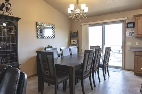 2424 Pointe Loop, Bismarck, ND 58503 photo 5