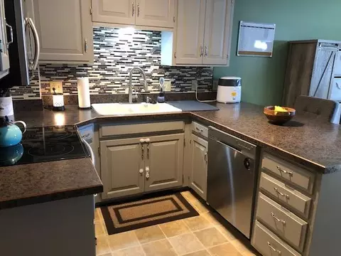 113 Brandon Dr, Bismarck, ND 58503 photo 7