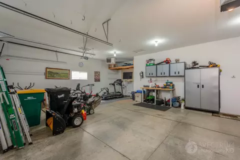 2405 Lacorte Loop, Bismarck, ND 58503 photo 32