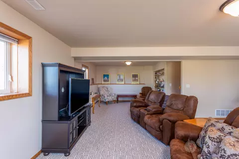 2405 Lacorte Loop, Bismarck, ND 58503 photo 22