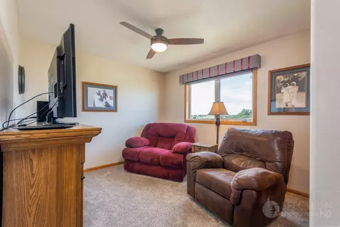 2405 Lacorte Loop, Bismarck, ND 58503 photo 15