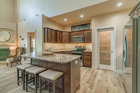 805 Compass Loop, Bismarck, ND 58504 photo 4