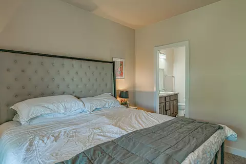 805 Compass Loop, Bismarck, ND 58504 photo 21