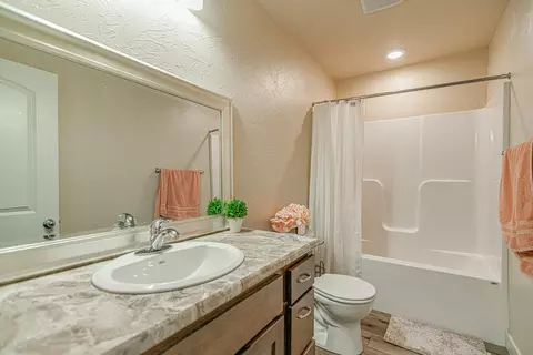 805 Compass Loop, Bismarck, ND 58504 photo 36