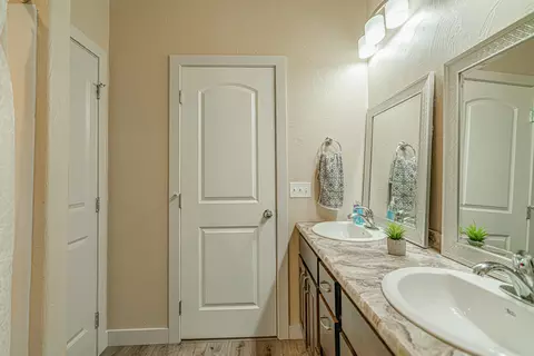 805 Compass Loop, Bismarck, ND 58504 photo 25