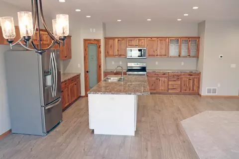 610 Nelson Dr, Bismarck, ND 58503 photo 42