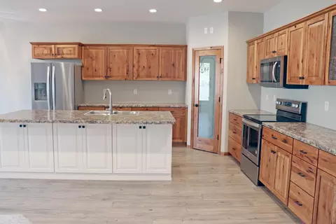 610 Nelson Dr, Bismarck, ND 58503 photo 34