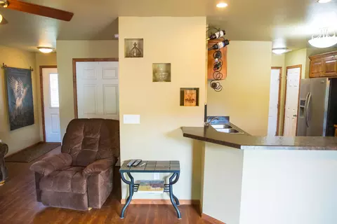 944 Canada Ave, Bismarck, ND 58503 photo 25