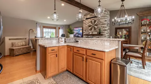 2463 Pointe Loop, Bismarck, ND 58503 photo 9
