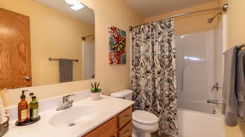 2463 Pointe Loop, Bismarck, ND 58503 photo 39