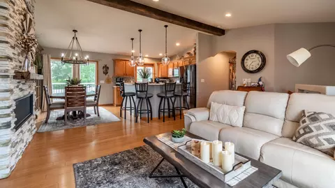 2463 Pointe Loop, Bismarck, ND 58503 photo 14