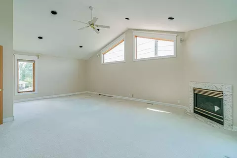 214 E Kavaney Dr, Bismarck, ND 58501 photo 28
