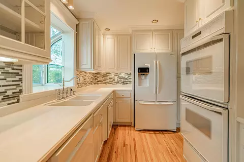 214 E Kavaney Dr, Bismarck, ND 58501 photo 12
