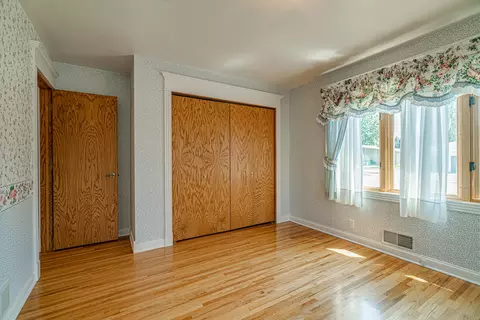 214 E Kavaney Dr, Bismarck, ND 58501 photo 18