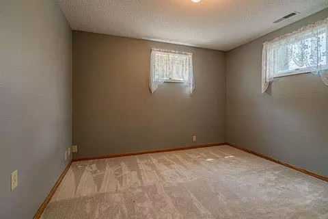 214 E Kavaney Dr, Bismarck, ND 58501 photo 48