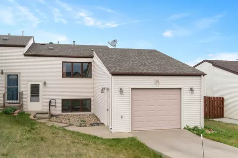 3265 Capitol Ave, Bismarck, ND 58501 photo 1