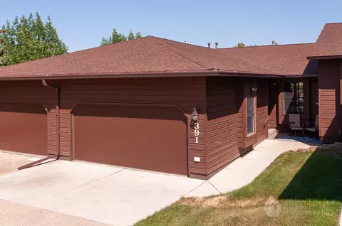 391 E Brandon Dr, Bismarck, ND 58503 photo 1
