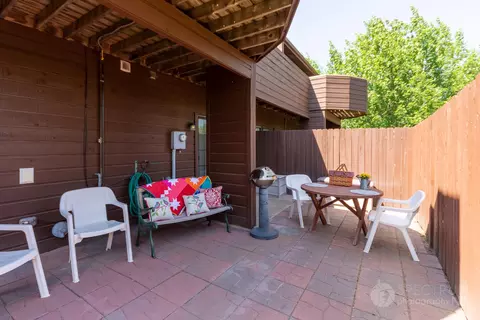 391 E Brandon Dr, Bismarck, ND 58503 photo 32