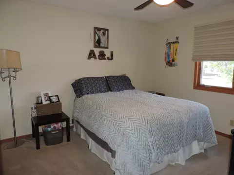 303 Easy St, Bismarck, ND 58504 photo 8