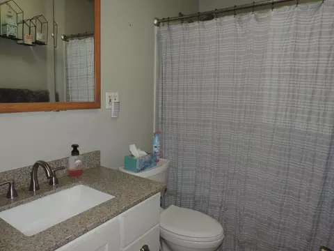 303 Easy St, Bismarck, ND 58504 photo 10