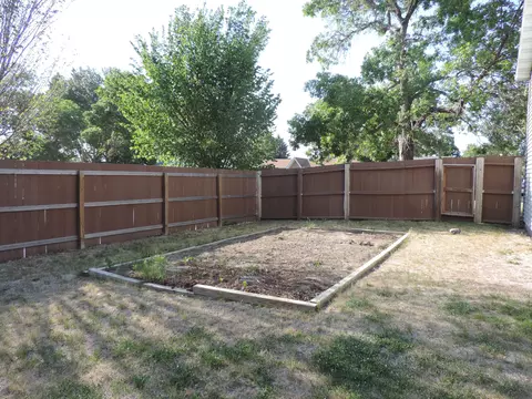 303 Easy St, Bismarck, ND 58504 photo 17
