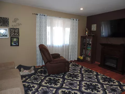 303 Easy St, Bismarck, ND 58504 photo 7