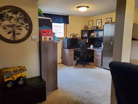 303 Easy St, Bismarck, ND 58504 photo 13