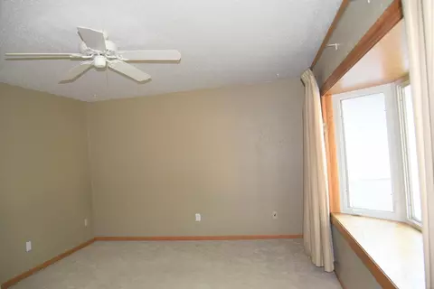 2125 E Boulevard Ave, Bismarck, ND 58501 photo 12