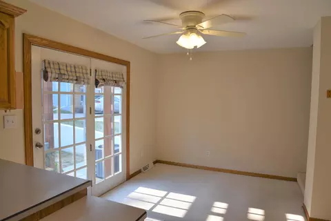 2125 E Boulevard Ave, Bismarck, ND 58501 photo 3