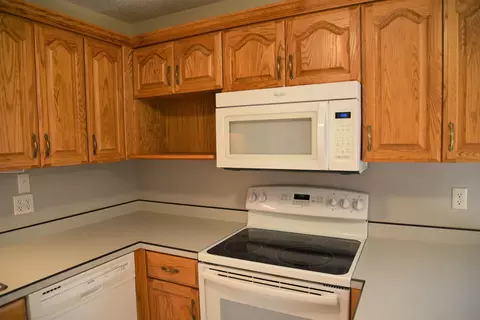 2125 E Boulevard Ave, Bismarck, ND 58501 photo 16