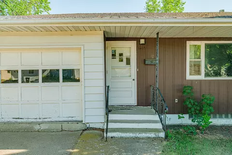 1403 Harmon Ave, Bismarck, ND 58501 photo 2