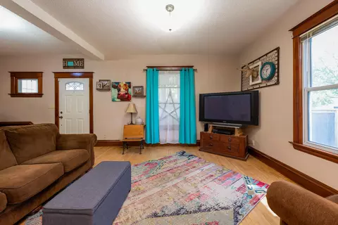 411 2nd Ave NW, Mandan, ND 58554 photo 4