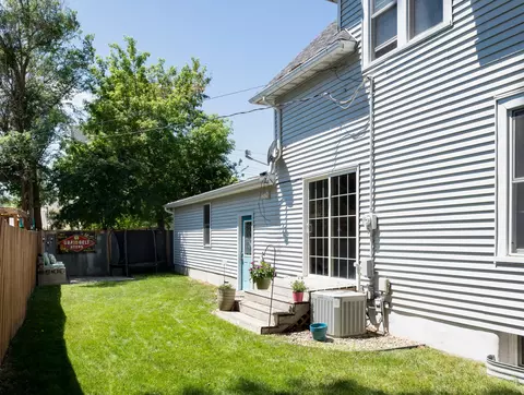 411 2nd Ave NW, Mandan, ND 58554 photo 2