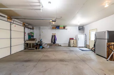 411 2nd Ave NW, Mandan, ND 58554 photo 16