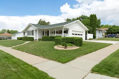 116 Central Ave, Bismarck, ND 58501 photo 1