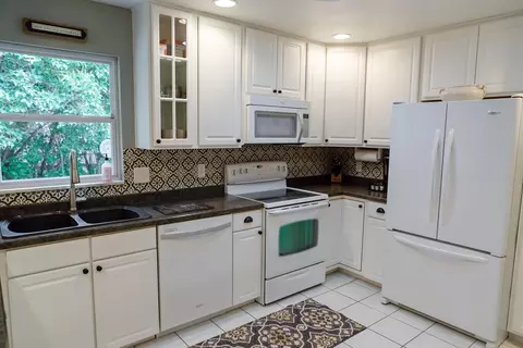 116 Central Ave, Bismarck, ND 58501 photo 13