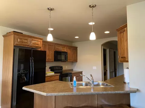 731 Compass Loop, Bismarck, ND 58504 photo 3