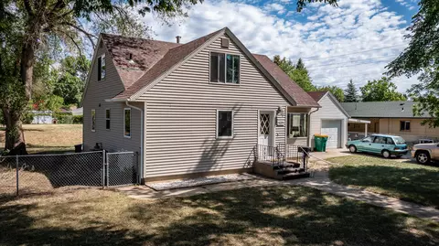 2522 E Ave A, Bismarck, ND 58501 photo 1